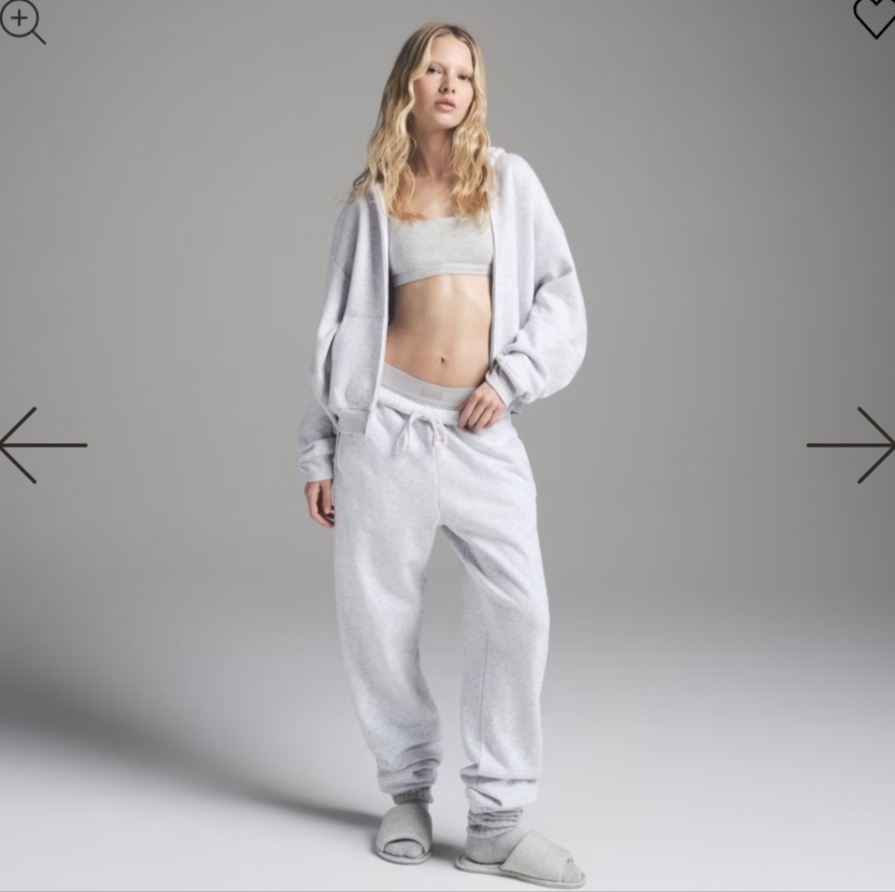 NWT SKIMS Cotton Fleece Classic Jogger Light Heather Grey Lounge Pants